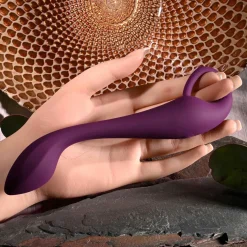 Evolved - Lochness G-spot Vibrator - 19 cm