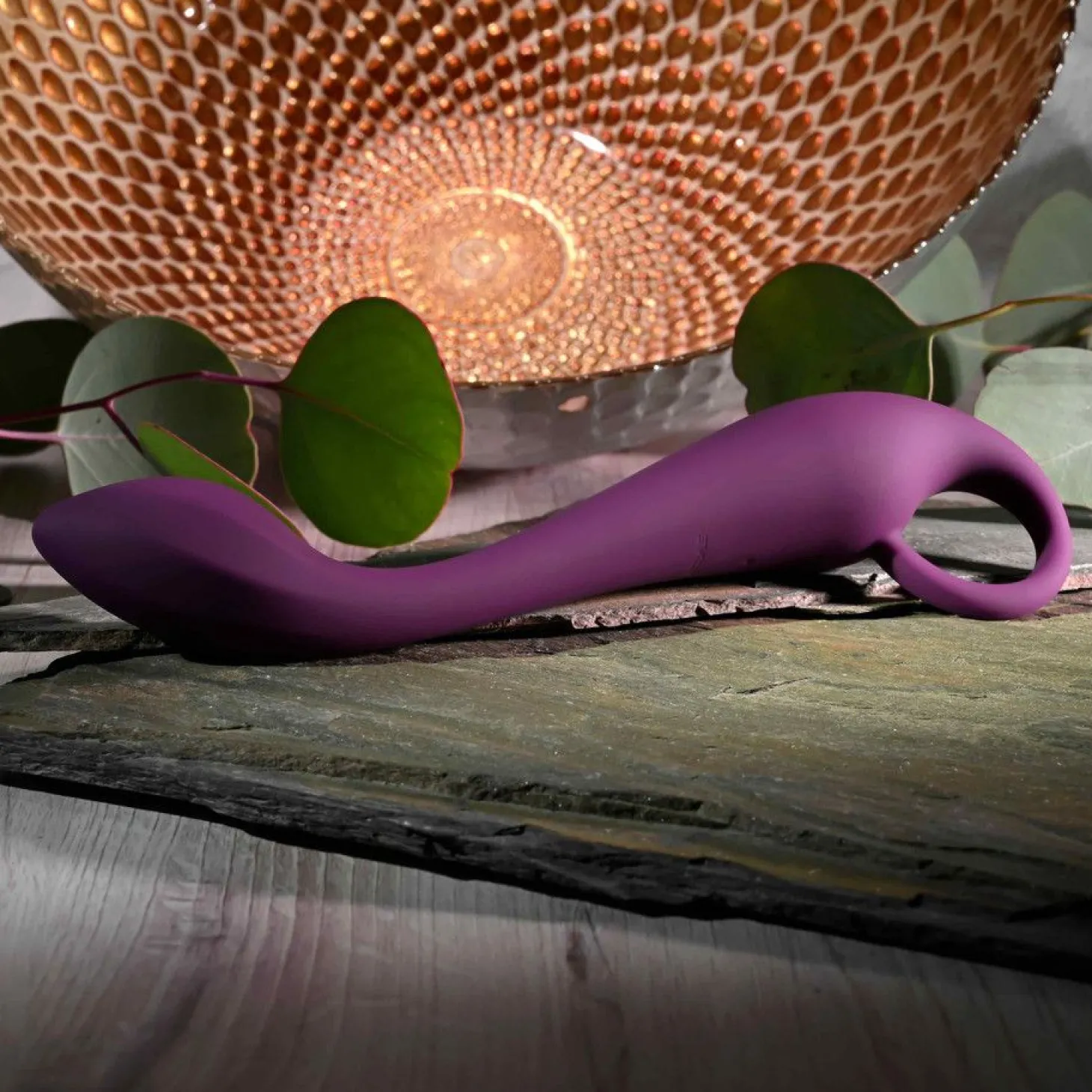 Evolved - Lochness G-spot Vibrator - 19 cm
